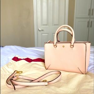 TORY BURCH EMERSON SMALL ZIP TOTE